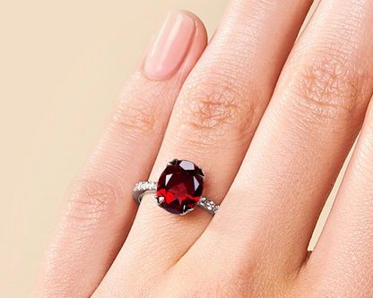 MAGIC GARNET RING