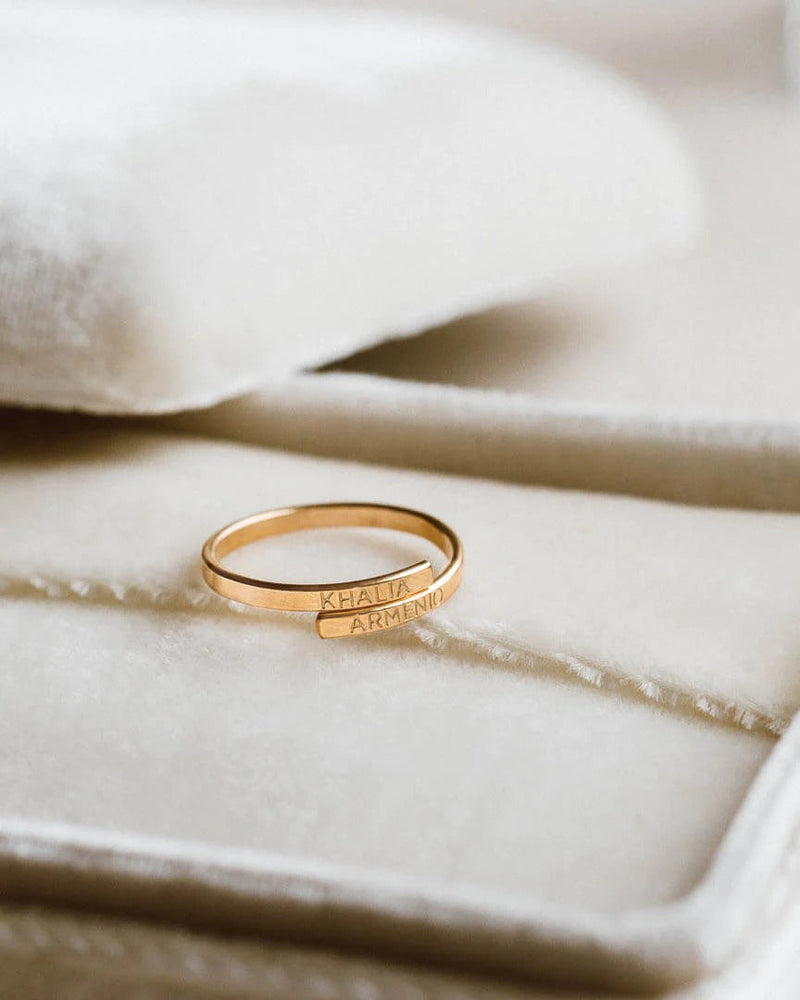 Memoire Wrap Ring detail view