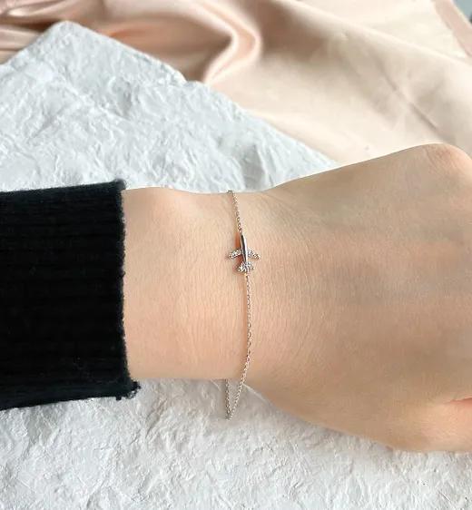 Aeroplane Bracelet (Pure silver) detail view