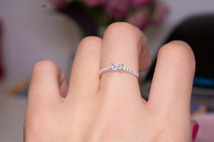 GRACE ZIRCON CUT RING