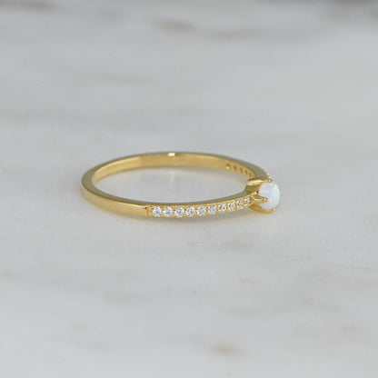 MINIMALIST OPAL RING