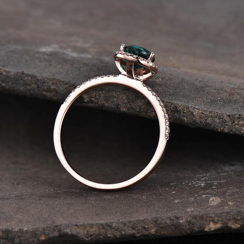 GREEN PEAR RING