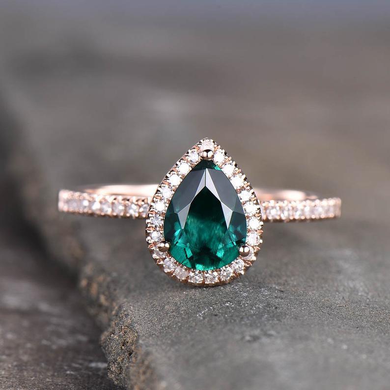 GREEN PEAR RING